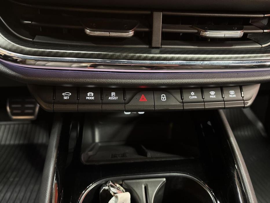 SKODA Enyaq 2022