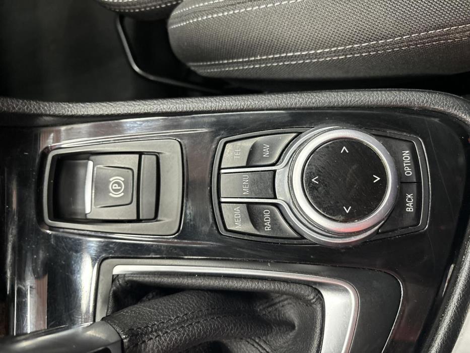 BMW 220 2016