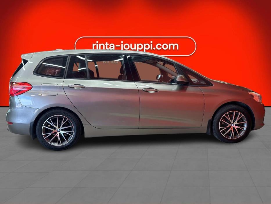 BMW 220 2016