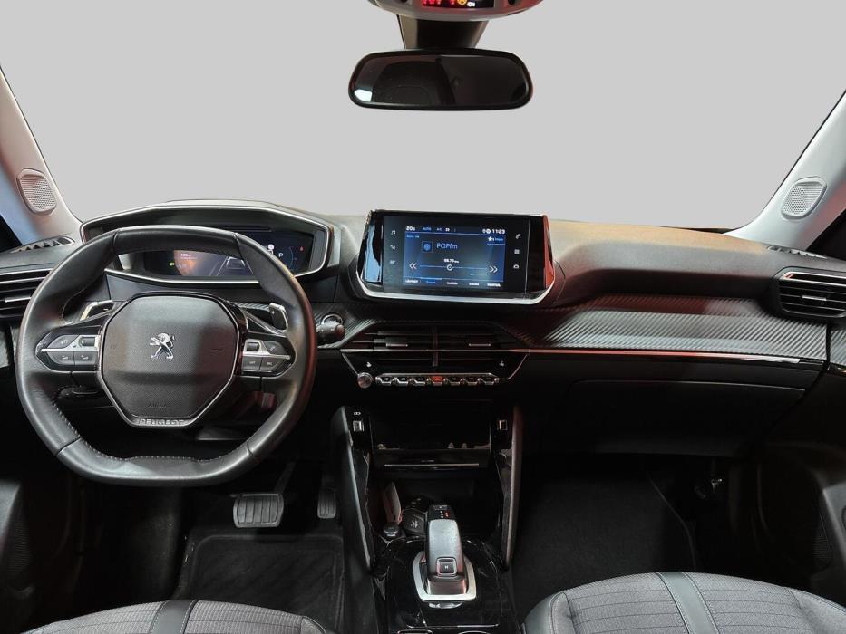 PEUGEOT 2008 2021