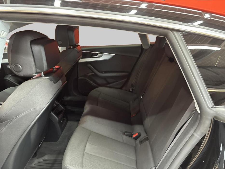 AUDI A5 2021