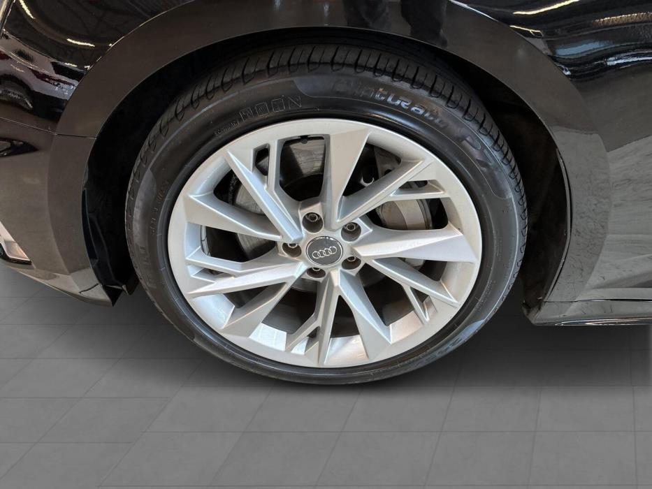AUDI A5 2021