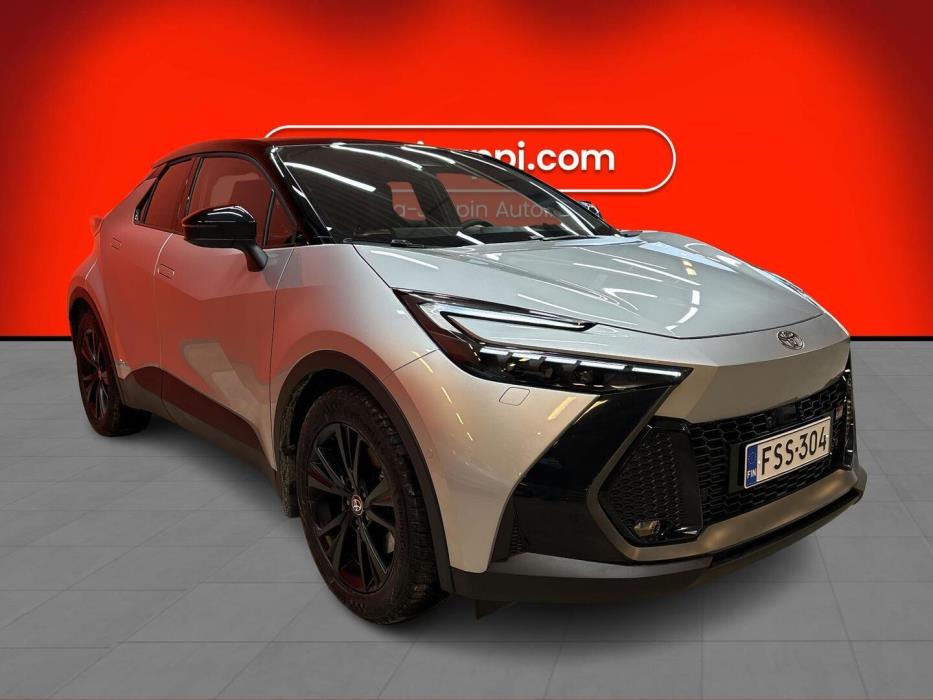 TOYOTA C-HR 2025
