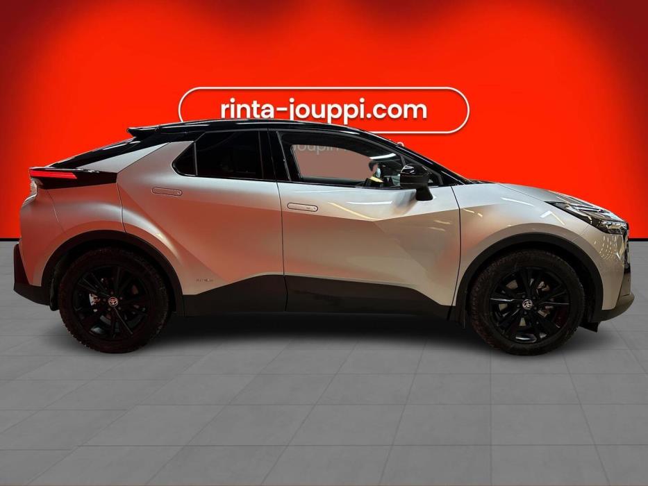 TOYOTA C-HR 2025