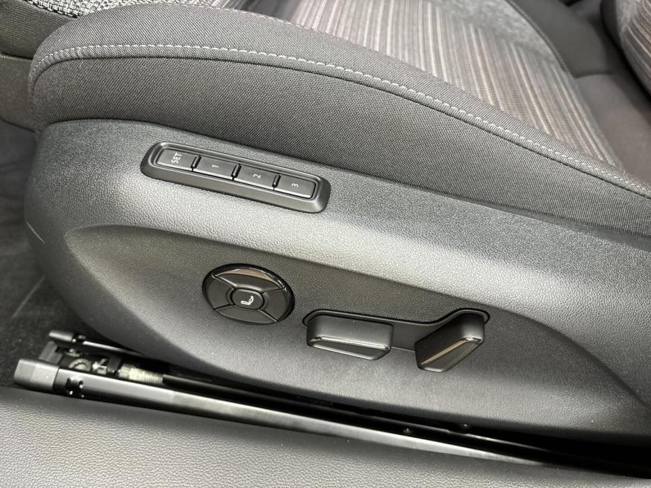SKODA SUPERB 2026
