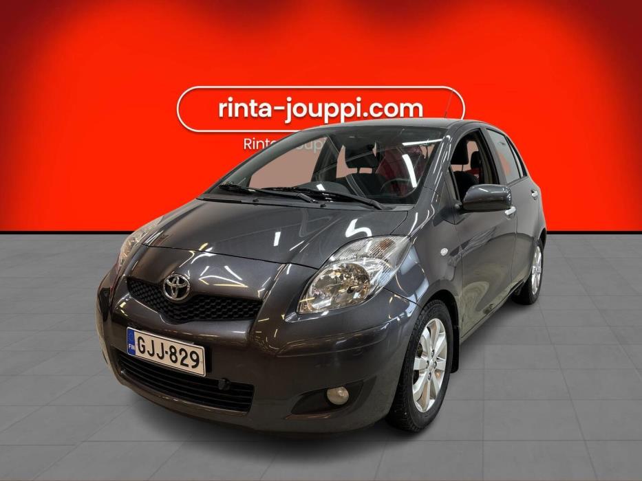 TOYOTA Yaris 2010