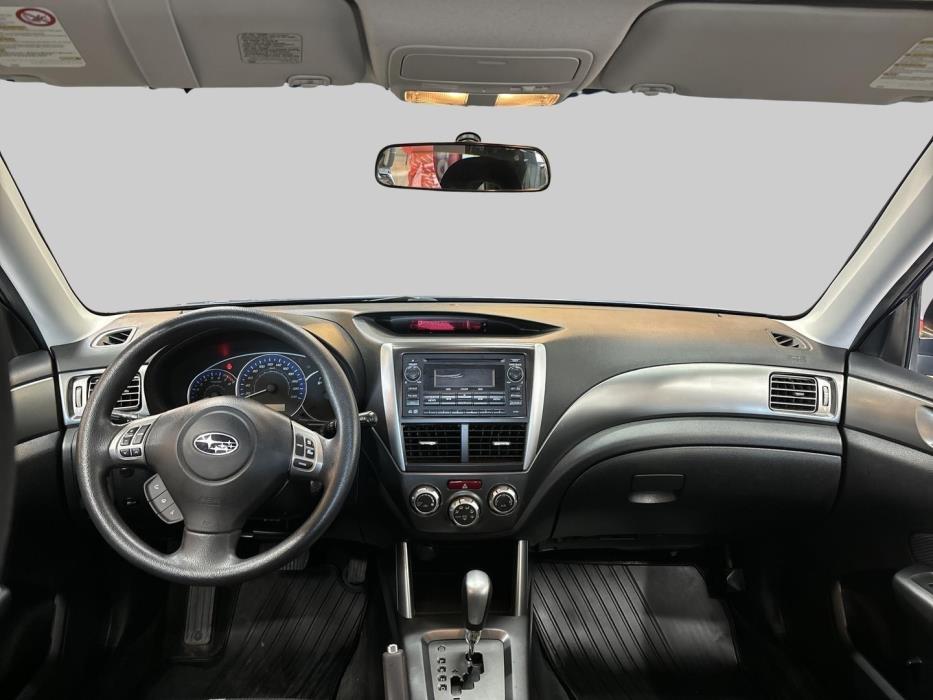 SUBARU FORESTER 2011