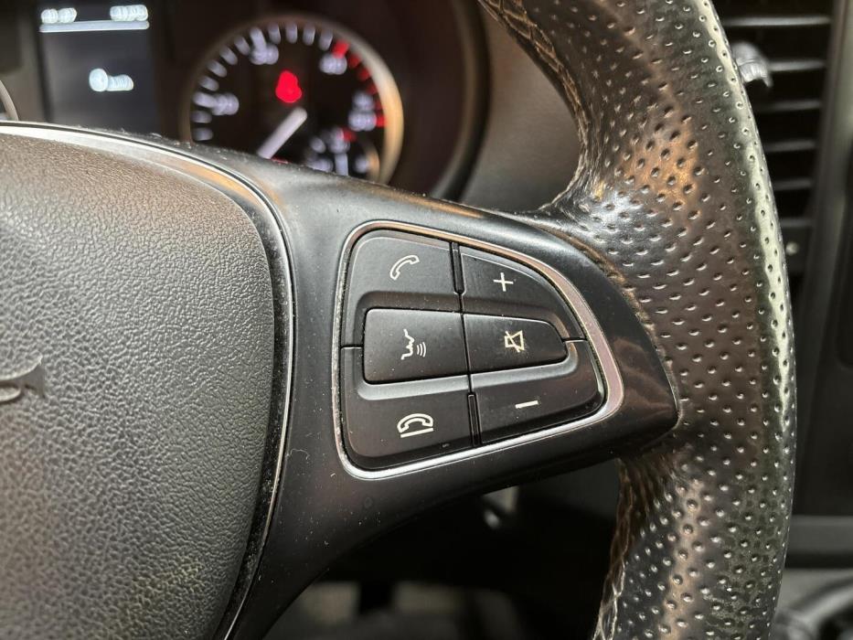 MERCEDES-BENZ Vito 2015