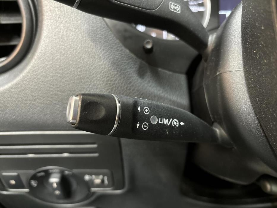 MERCEDES-BENZ Vito 2015