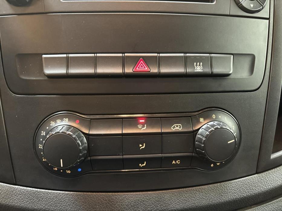 MERCEDES-BENZ Vito 2015