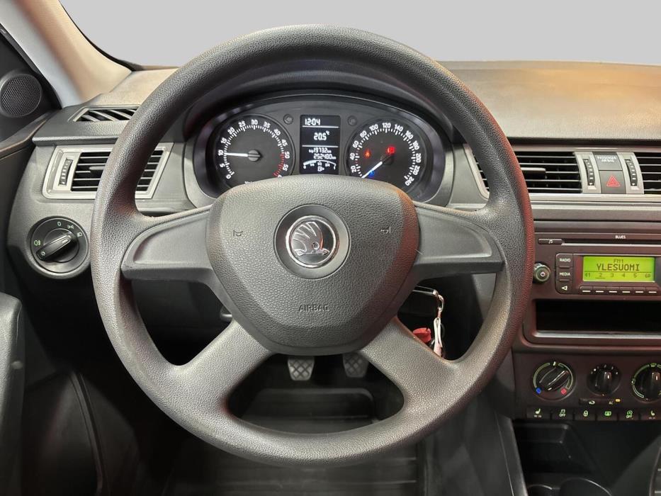 SKODA Rapid 2013
