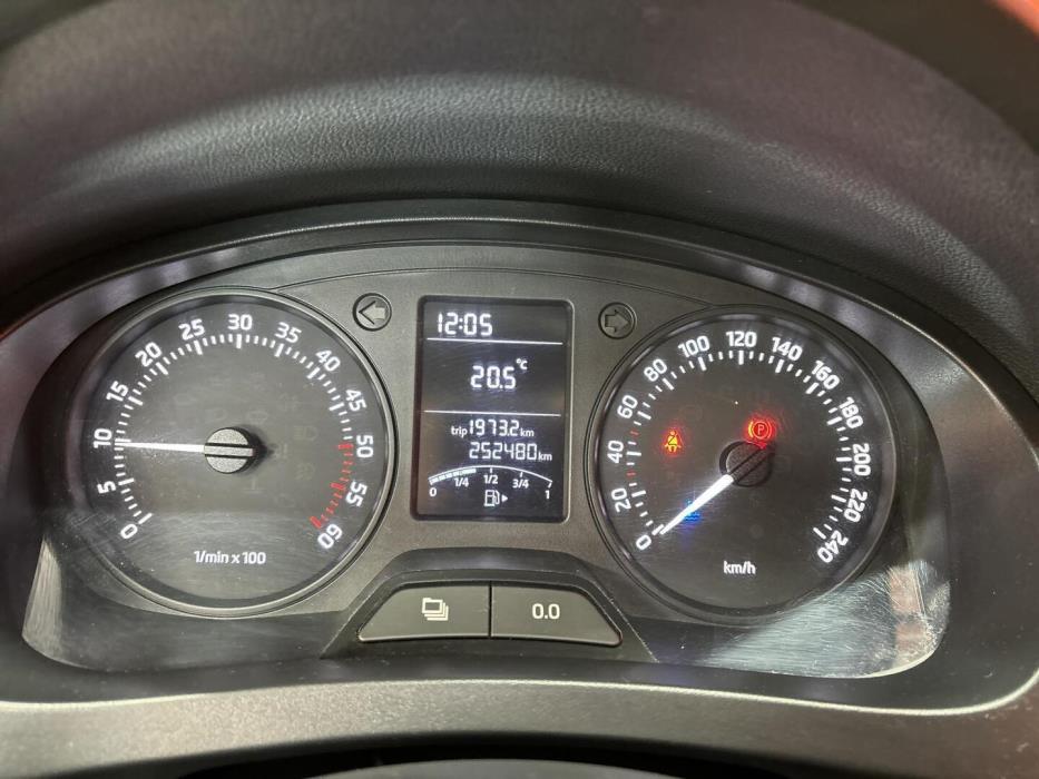 SKODA Rapid 2013