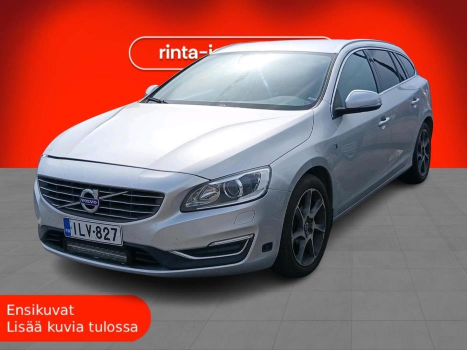 VOLVO V60 2015
