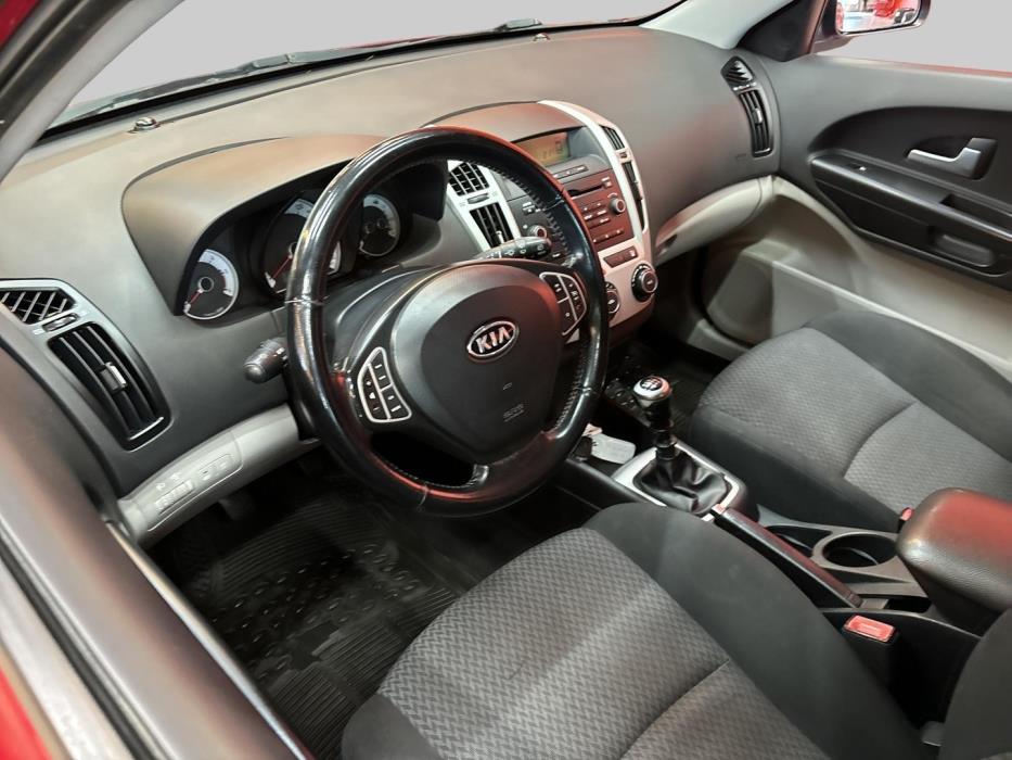 KIA cee'd 2008