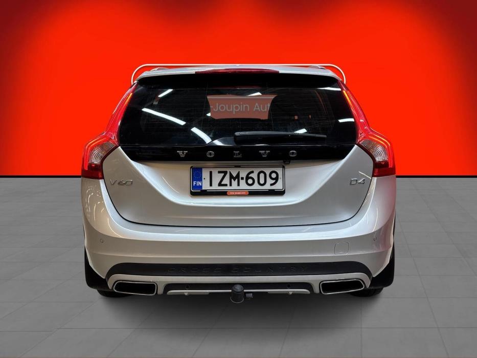 VOLVO V60 Cross Country 2017