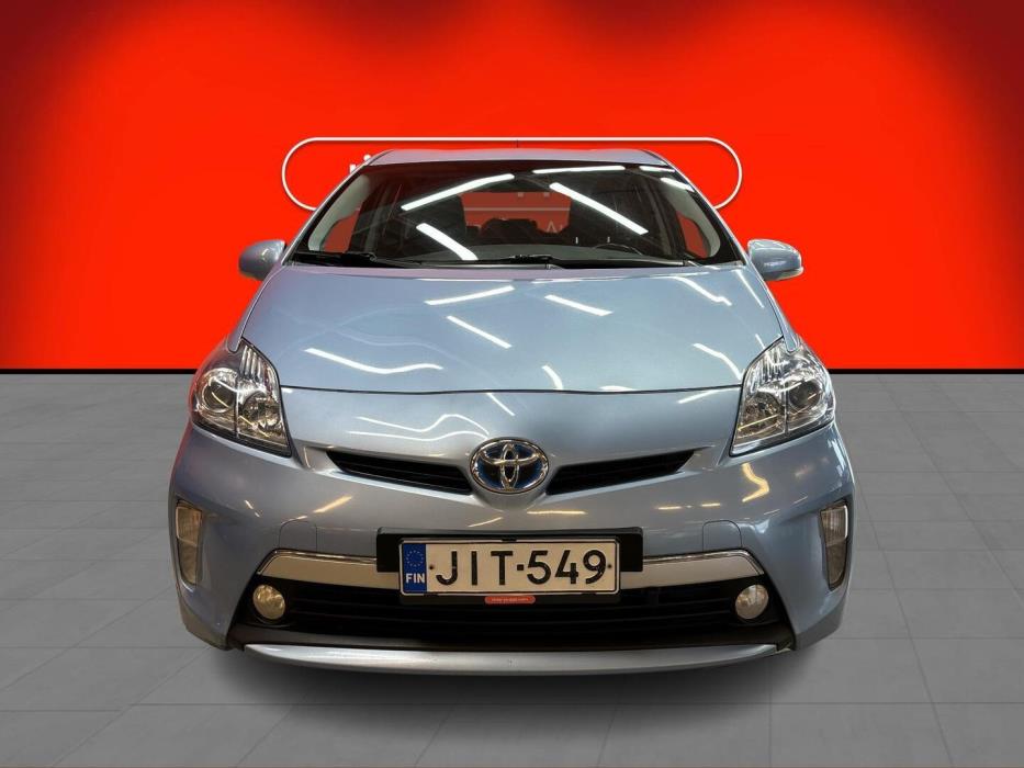 TOYOTA Prius PHEV 2012