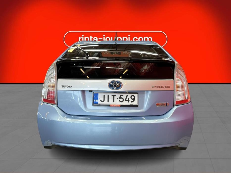 TOYOTA Prius PHEV 2012