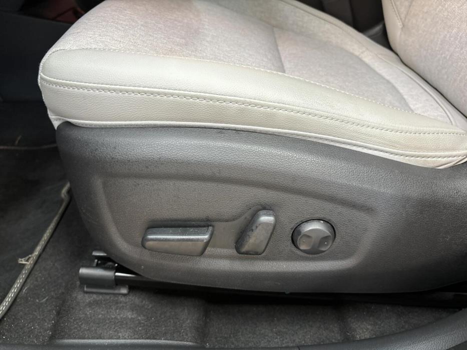 HYUNDAI KONA 2023