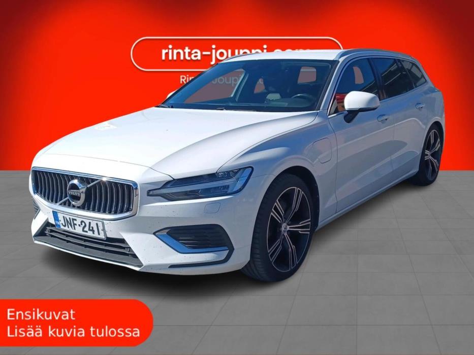 VOLVO V60 2021