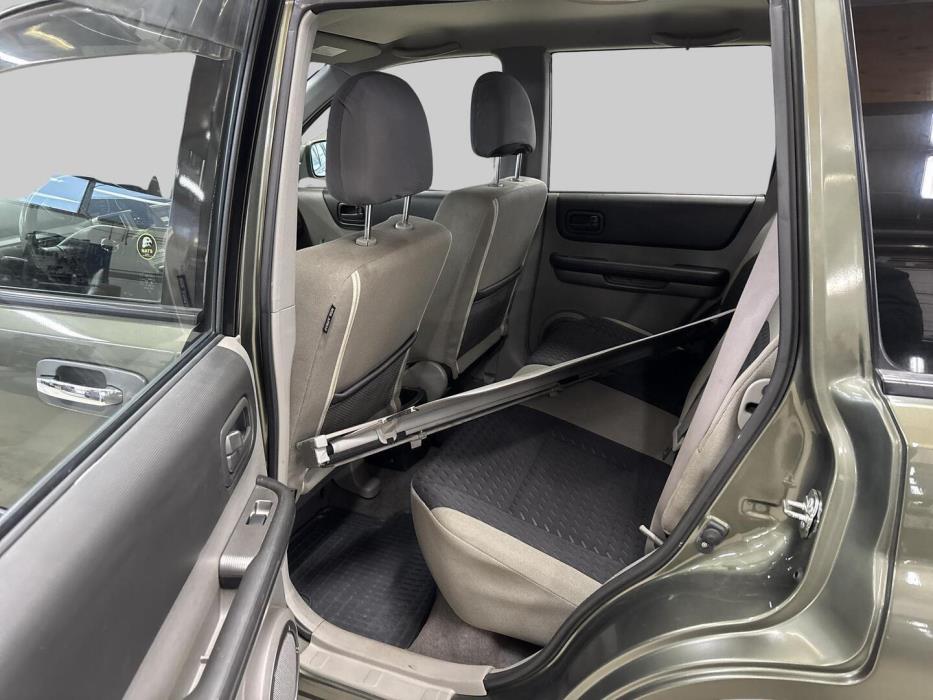 NISSAN X-TRAIL 2005