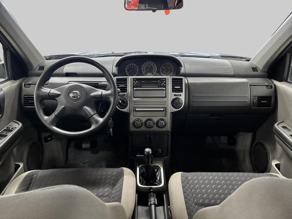 NISSAN X-TRAIL 2005