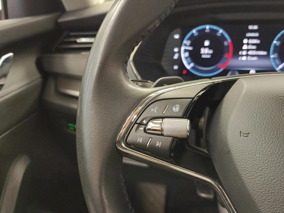 SKODA OCTAVIA 2024