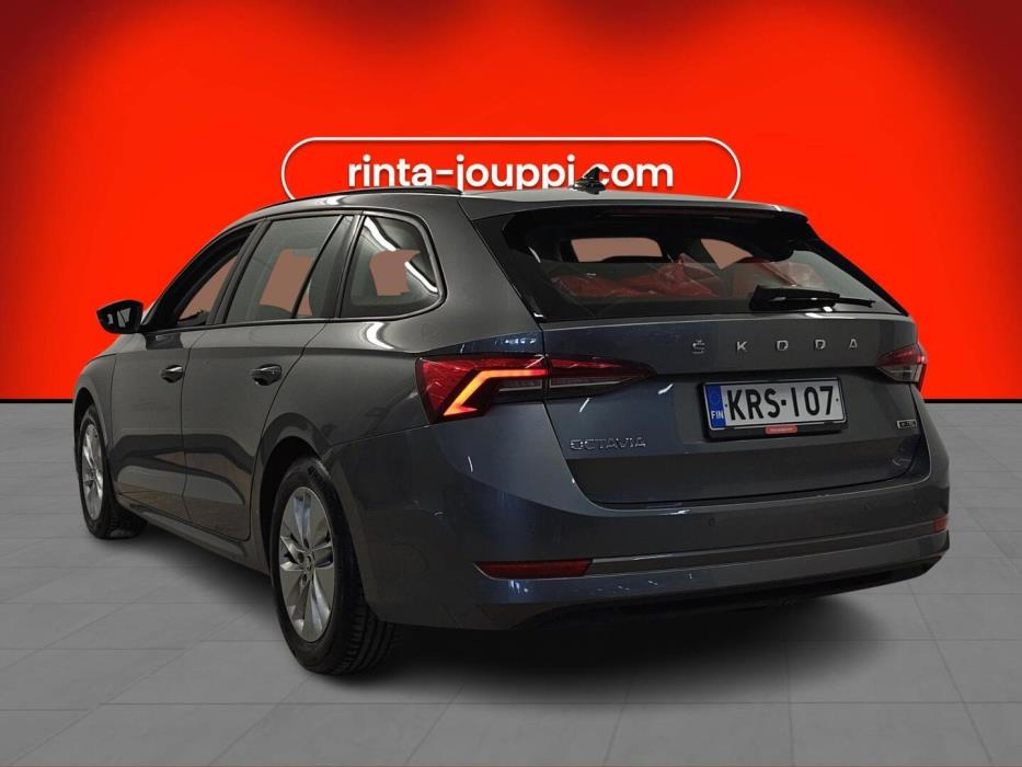 SKODA OCTAVIA 2024