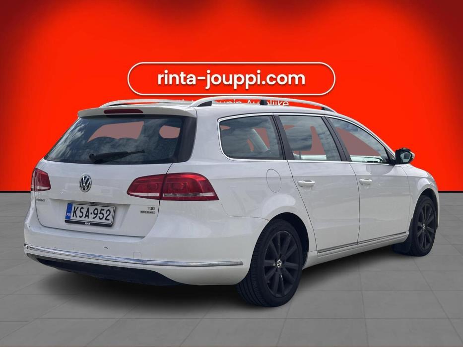 VOLKSWAGEN Passat 2012