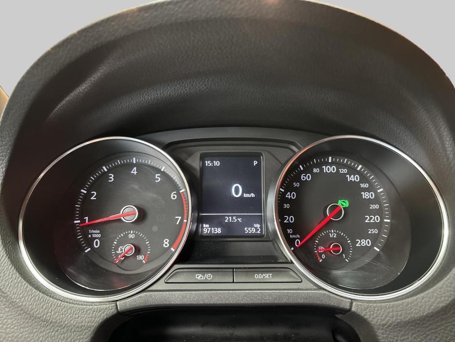 VOLKSWAGEN Polo 2017
