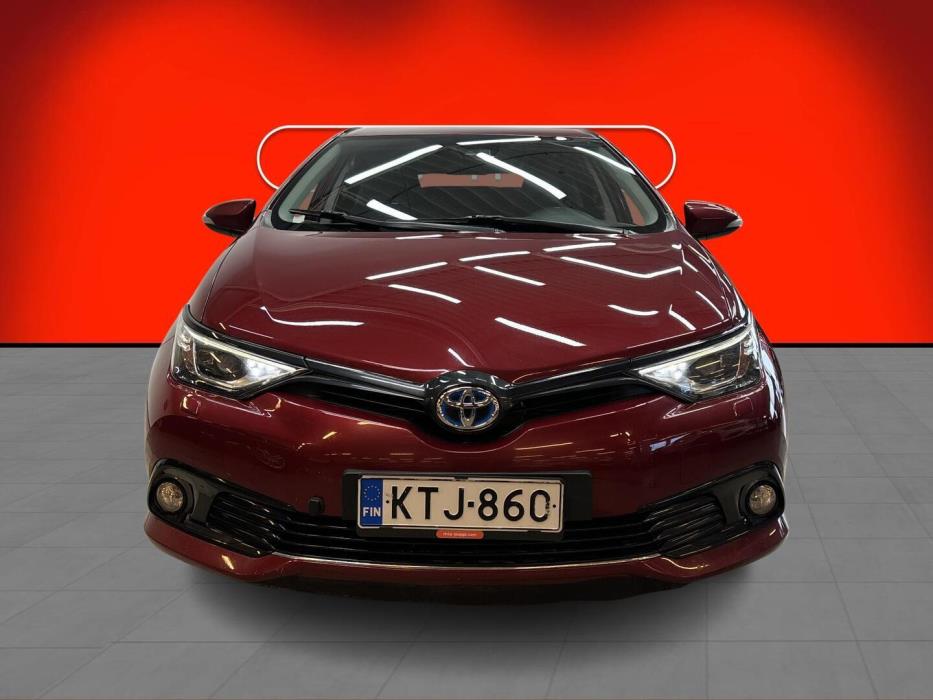 TOYOTA Auris 2018