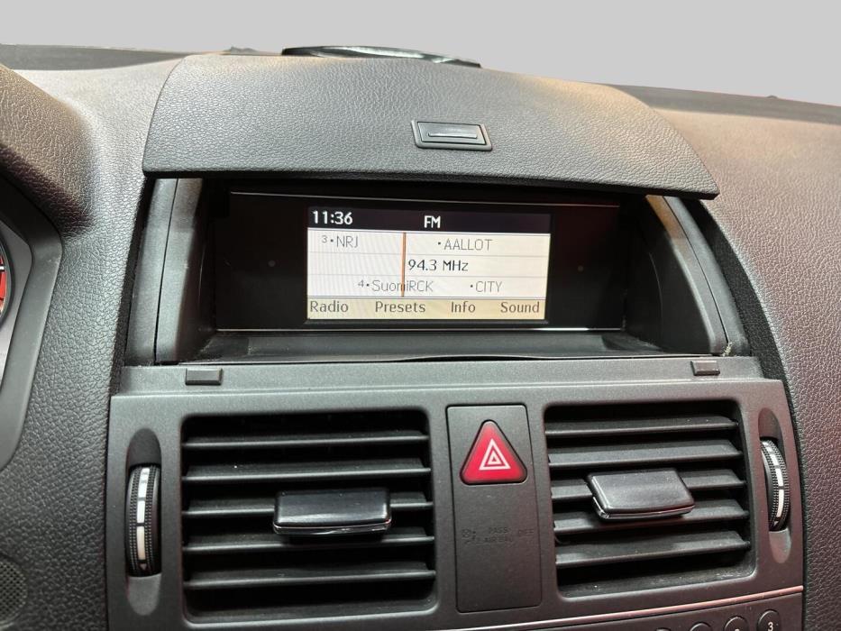 MERCEDES-BENZ C 2010