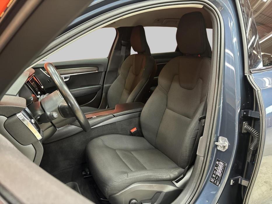 VOLVO V90 Cross Country 2018