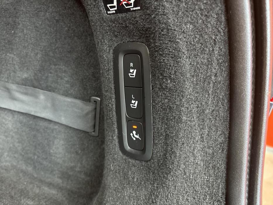 VOLVO V90 Cross Country 2018