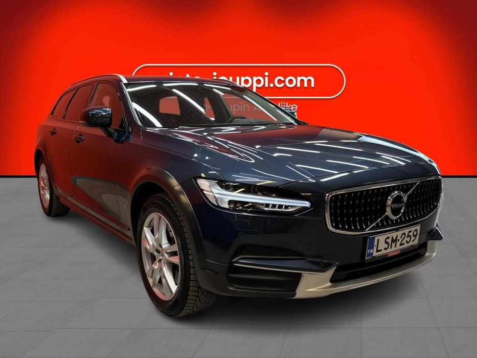 VOLVO V90 Cross Country 2018