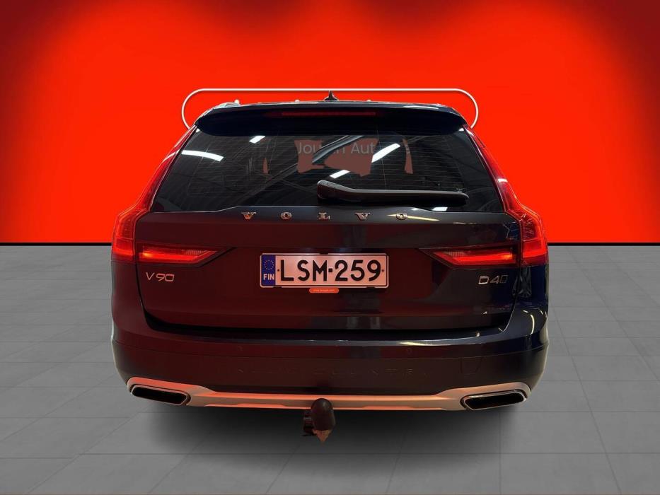 VOLVO V90 Cross Country 2018