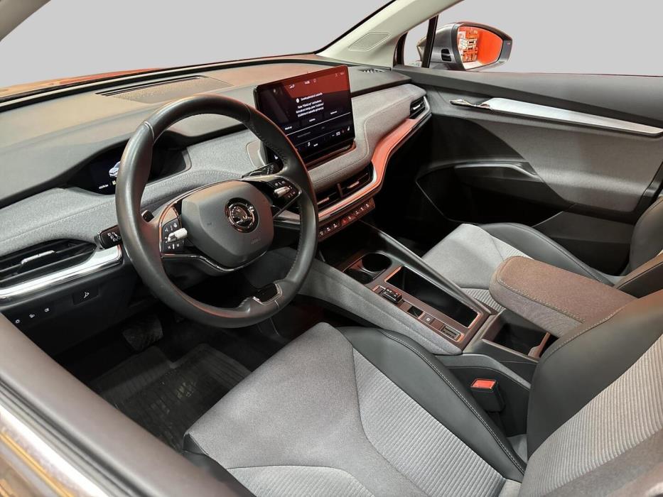 SKODA Enyaq 2024