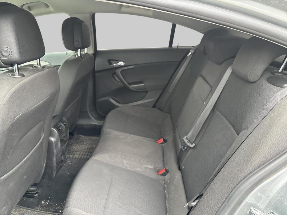 OPEL Insignia 2012