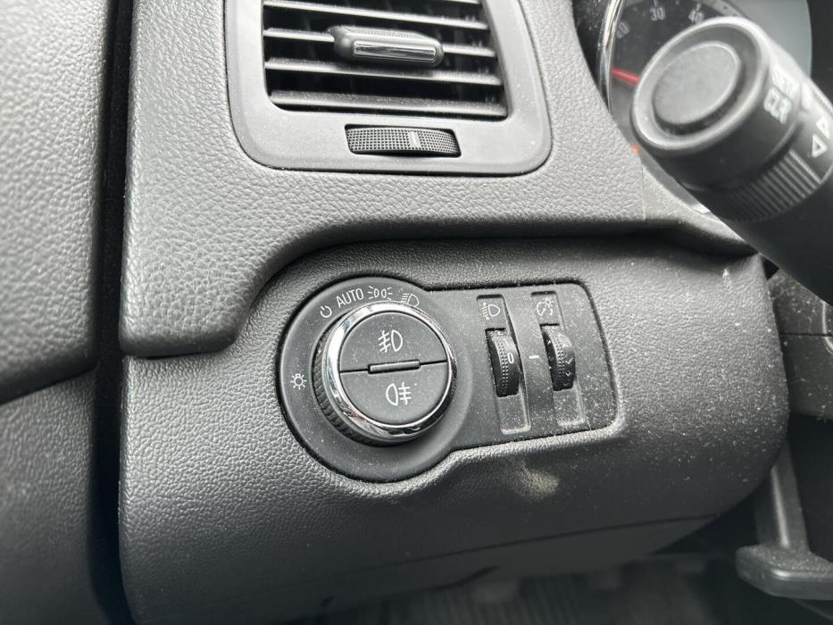 OPEL Insignia 2012