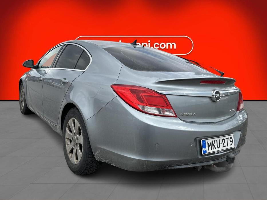 OPEL Insignia 2012