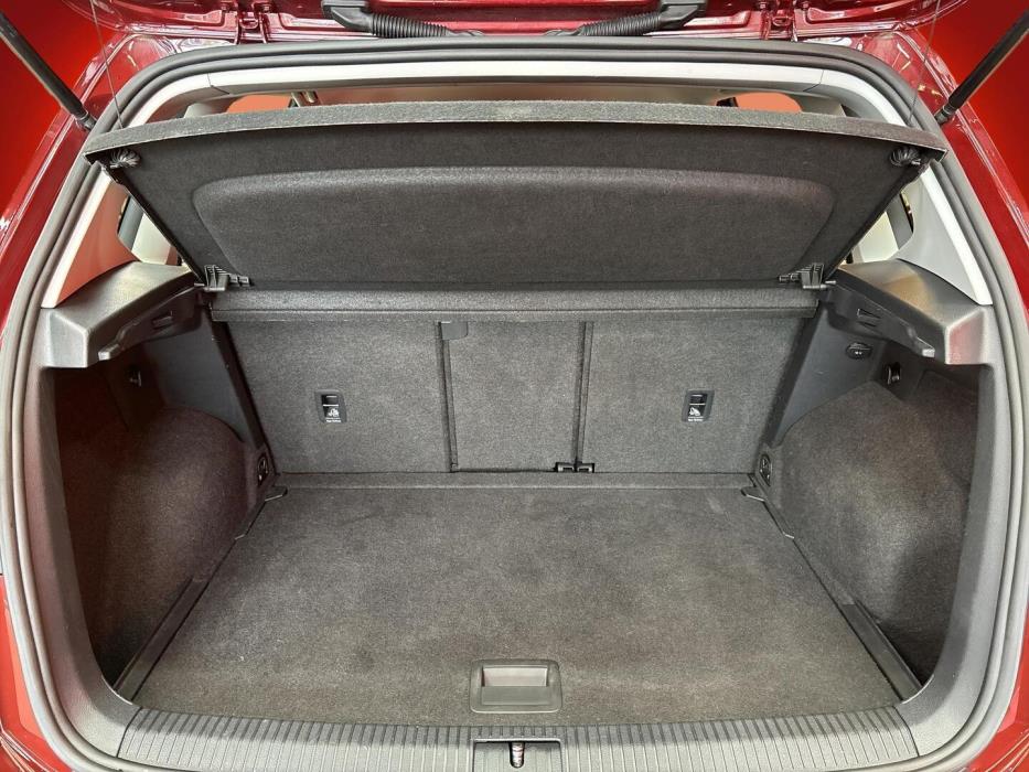 VOLKSWAGEN Golf Sportsvan 2018
