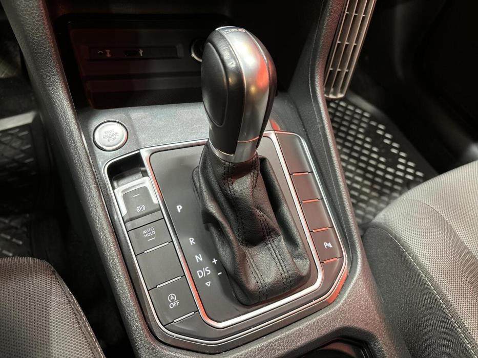 VOLKSWAGEN Golf Sportsvan 2018