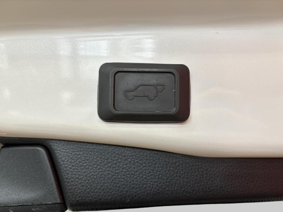 TOYOTA RAV4 2021