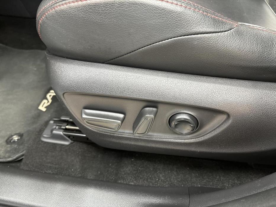 TOYOTA RAV4 2021