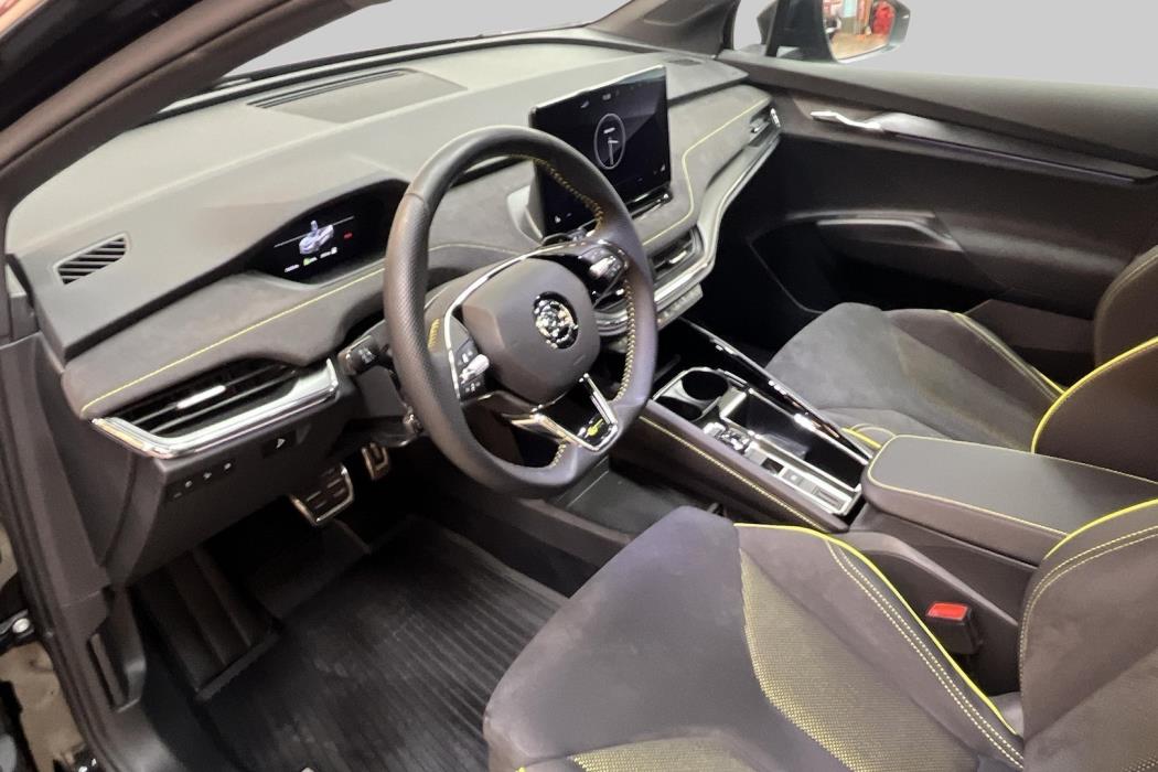 SKODA Enyaq 2023