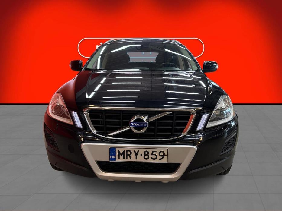VOLVO XC60 2011