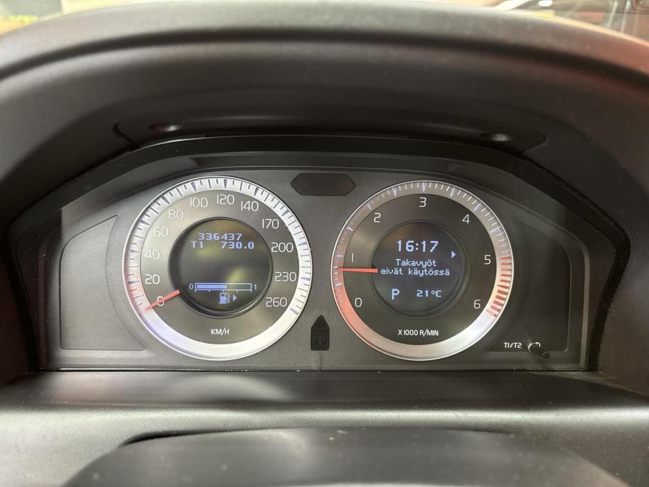 VOLVO XC60 2011