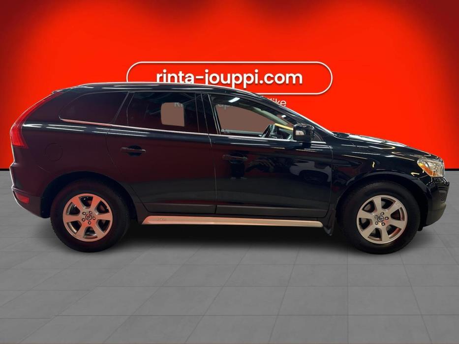 VOLVO XC60 2011
