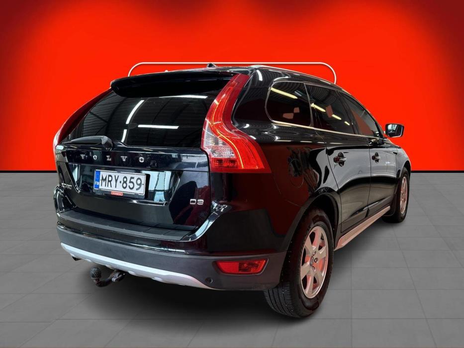 VOLVO XC60 2011