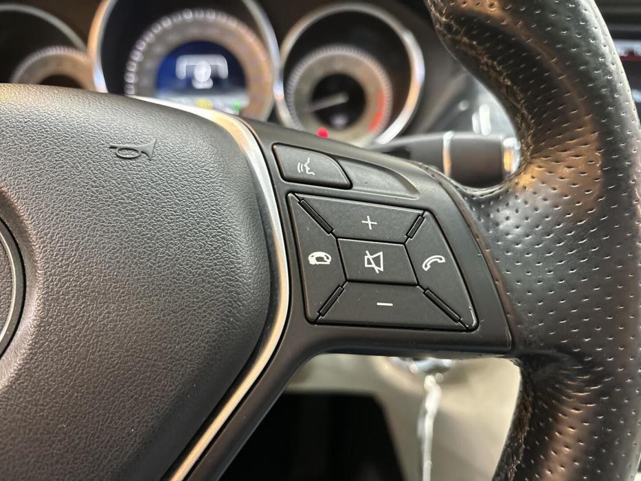 MERCEDES-BENZ CLS 2012