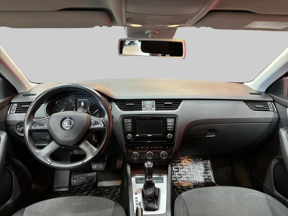SKODA Octavia 2014